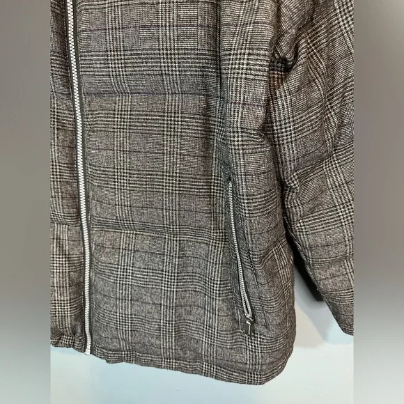 BCBGeneration Plaid Puffer Coat in Black/Grey - Picture 9 of 14